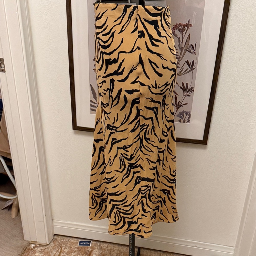 Madewell silk Zebra Print Midi Skirt - Picture 2 of 9